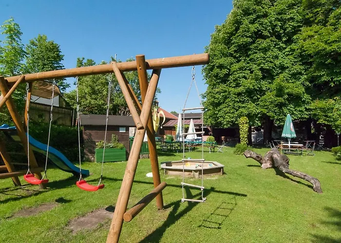 B-Eathouse Eventhotel & Gasthof Zur Post Obing